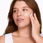 کرم ژل دراماتیکالی کلینیک | Clinique Dramatically Different Moisturizing Gel - Image 2