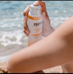 اسپری بدن ضدآفتاب ایزدین مدل Transparent Wet Skin SPF 50 - Image 2