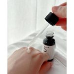 سرم ضد لک و روشن کننده ویتامین سی شماره 5 نامبوزین - Image 2