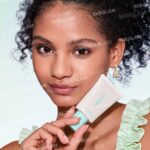 پرایمر منافذ باز شیگلم مدل Camera On Smooth & Blur| SHEGLAM Camera On Smooth & Blur Primer - Image 5