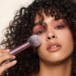 ست براش ریل تکنیکس Everyday Essentials به ‌همراه اسفنج آرایشی | Real Techniques Everyday Essentials Brush Set + Makeup Sponge - Image 5