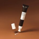 کرم دور چشم ضد چروک سنتلا Skin1004 مدل - Image 4